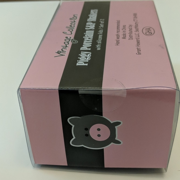 New Piggy Porcelain Salt & Pepper Shakers - Picture 5 of 6